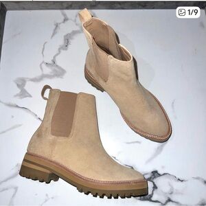 NEW Kaanas MontenegroBeige Suede Chelsea Booties Size 6